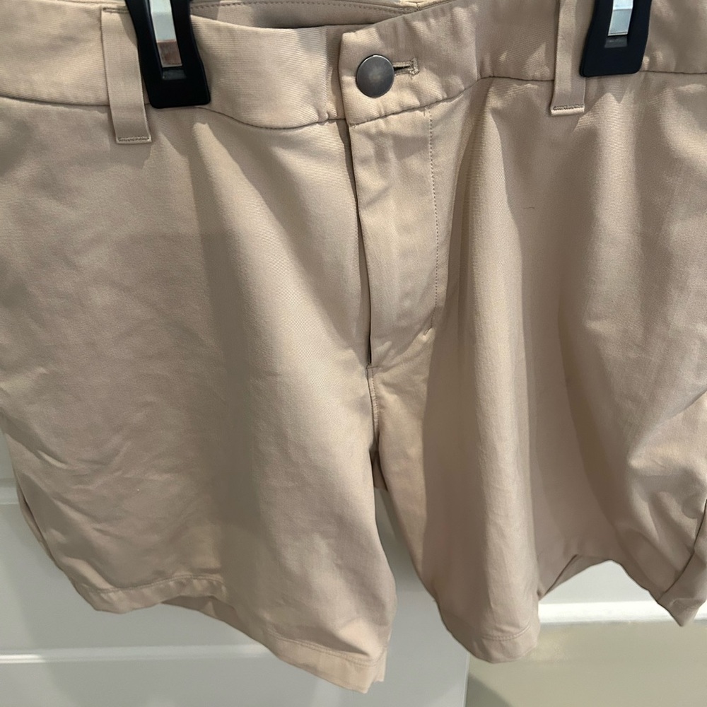 Men’s  lululemon Classic Fit ABC 32”Warpstreme 7inch.
